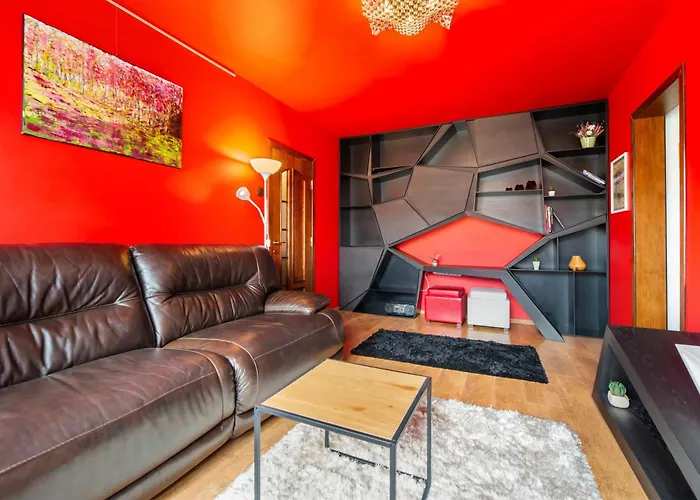 Certo -Vibrant And Modern Retreat